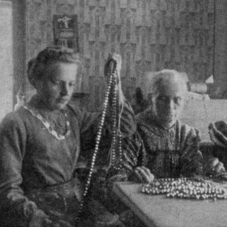 Preciosa's historic photos of beading